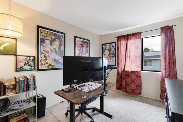 21125 Lassen Street 2, Chatsworth, CA 91311