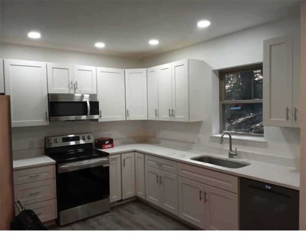 5456 Columbo St, Garfield, PA 15206