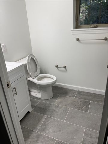 5456 Columbo St, Garfield, PA 15206