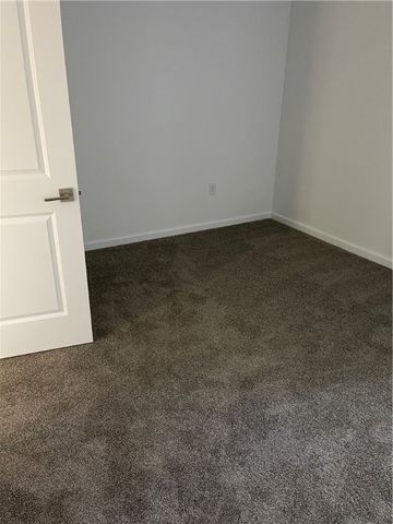 5456 Columbo St, Garfield, PA 15206