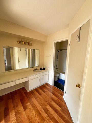 5625 Antoine Drive 408, Houston, TX 77091