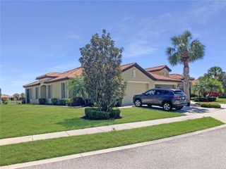 5472 SUNSET FALLS DRIVE, Apollo Beach, FL 33572