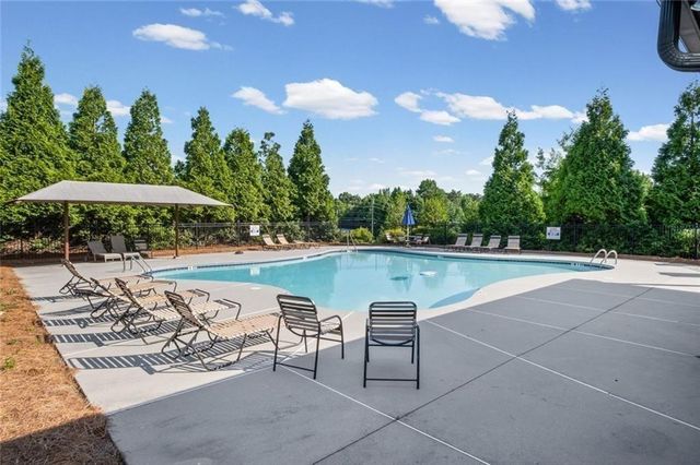 4502 Thach Avenue, Sugar Hill, GA 30518