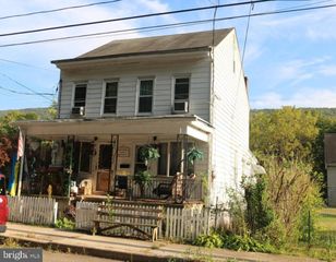 356-358 OAKLAND AVE, Ashland, PA 17921