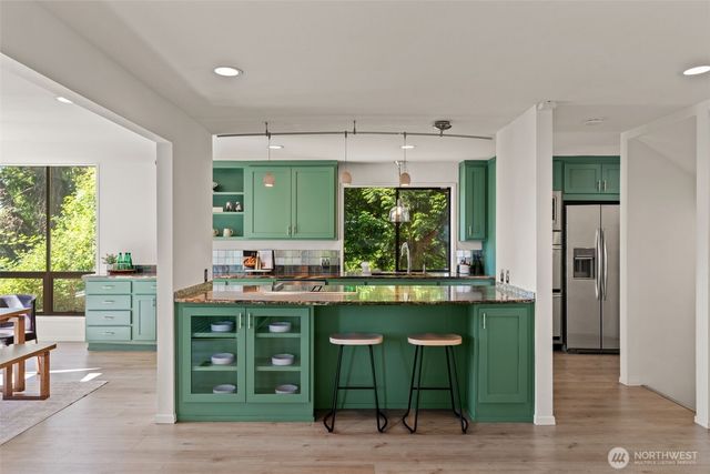 11324 83rd Place NE, Kirkland, WA 98034