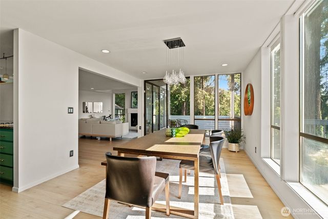 11324 83rd Place NE, Kirkland, WA 98034