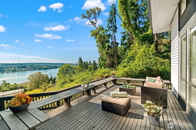 11324 83rd Place NE, Kirkland, WA 98034