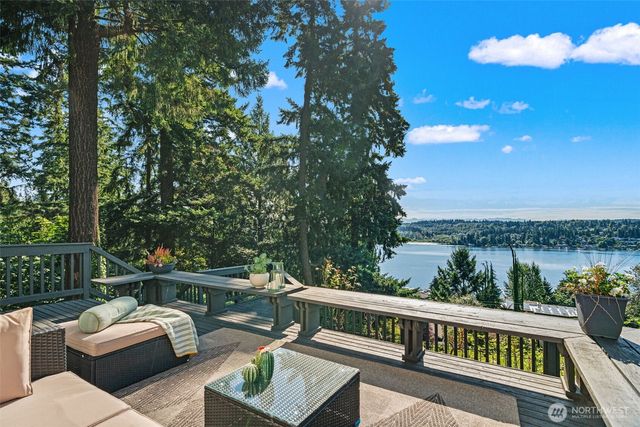 11324 83rd Place NE, Kirkland, WA 98034