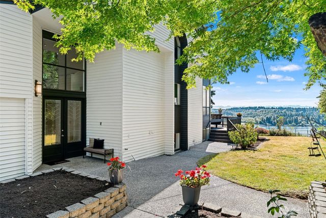 11324 83rd Place NE, Kirkland, WA 98034