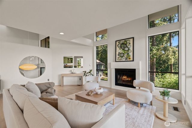 11324 83rd Place NE, Kirkland, WA 98034