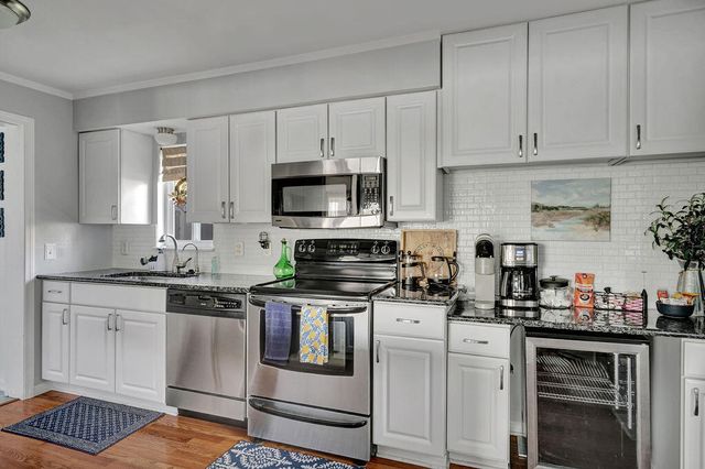 487 Blue Water Drive, Holly, MI 48442