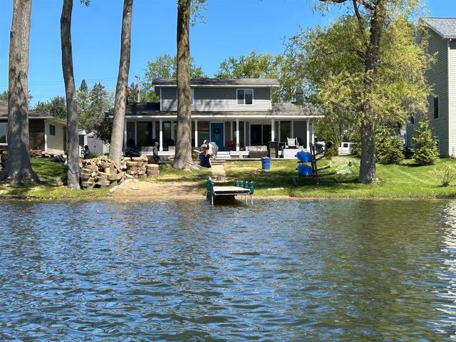 487 Blue Water Drive, Holly, MI 48442