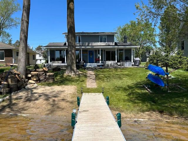 487 Blue Water Drive, Holly, MI 48442