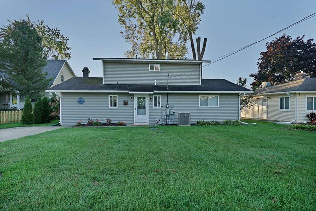487 Blue Water Drive, Holly, MI 48442