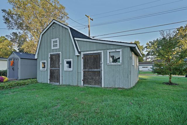 487 Blue Water Drive, Holly, MI 48442