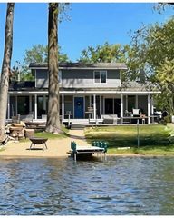 487 Blue Water Drive, Holly, MI 48442