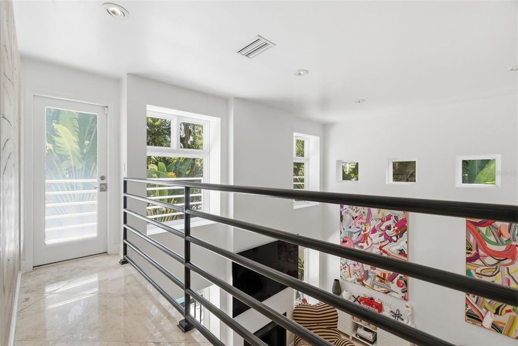 Image 43 of property listing at 2701 CHAMBRAY LANE, Tampa, FL 33611
