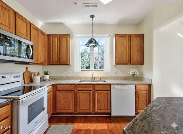 232 Eyam Hall Lane, Apex, NC 27502