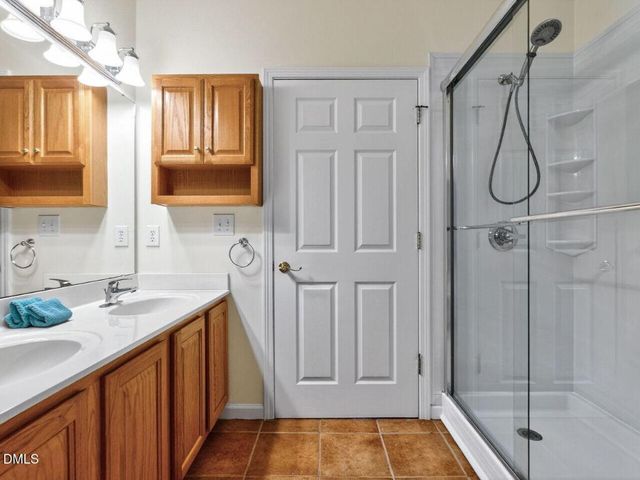 232 Eyam Hall Lane, Apex, NC 27502