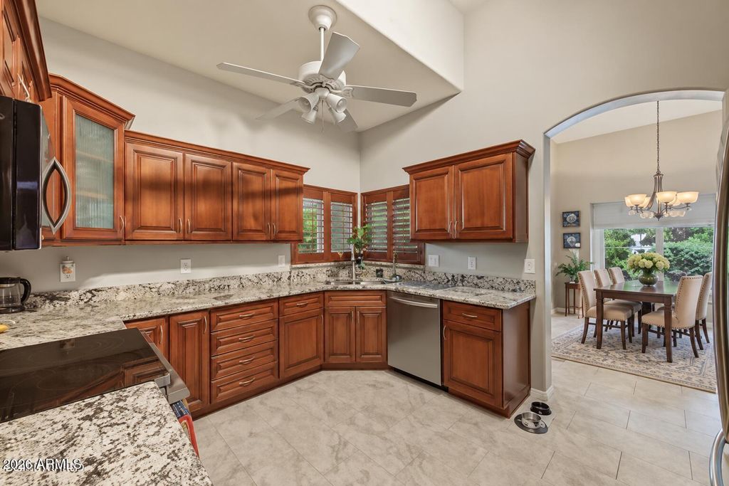 14169 W KIOWA Trail, Surprise, AZ 85374 — photo 2
