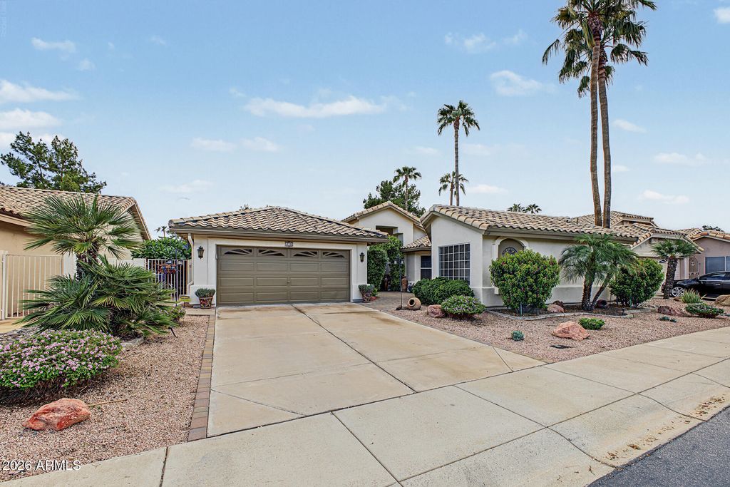 14169 W KIOWA Trail, Surprise, AZ 85374 — photo 4
