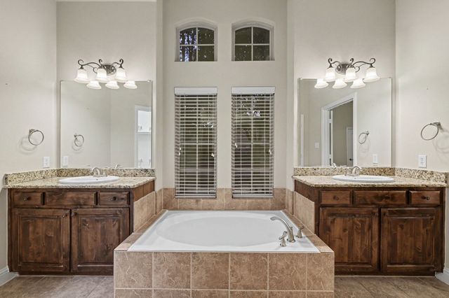 15943 River Glen Drive, Frisco, TX 75035