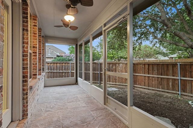 15943 River Glen Drive, Frisco, TX 75035