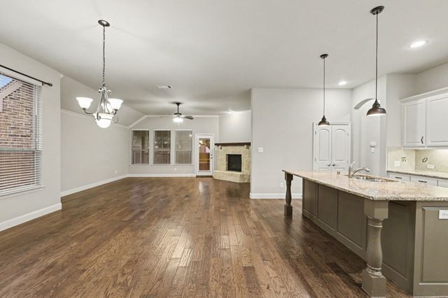 15943 River Glen Drive, Frisco, TX 75035