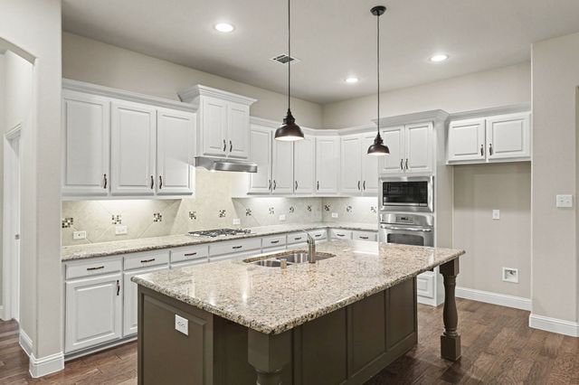 15943 River Glen Drive, Frisco, TX 75035