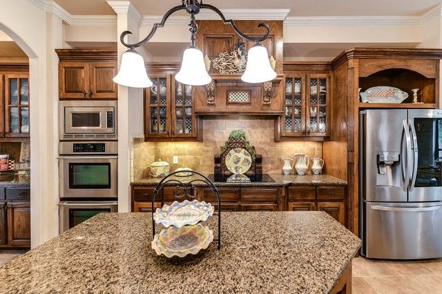 4650 Sunrise Lane, Midlothian, TX 76065