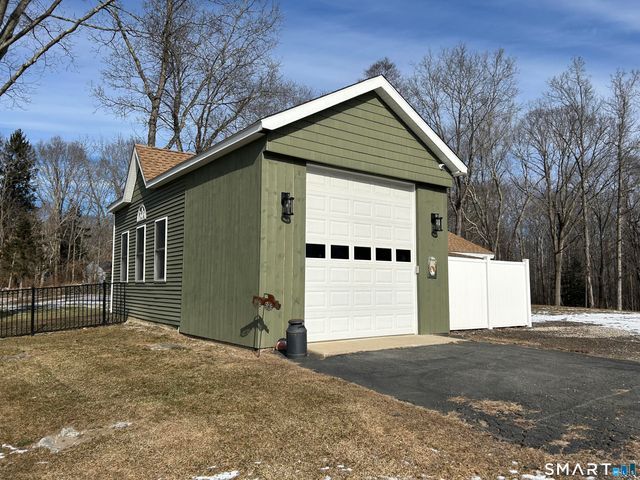 151 Bushy Hill Road, Deep River, CT 06417