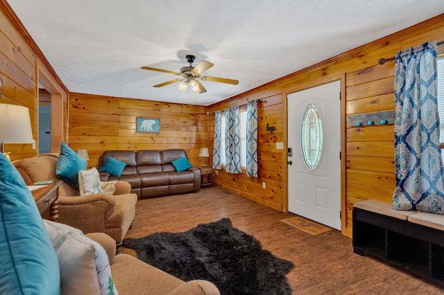 114 Ashley Rd, Jamestown, TN 38556