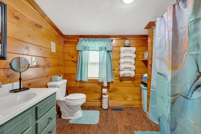 114 Ashley Rd, Jamestown, TN 38556