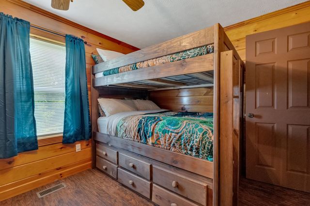 114 Ashley Rd, Jamestown, TN 38556