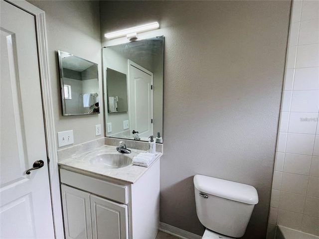 1822 RAVEN GLEN DRIVE, Ruskin, FL 33570
