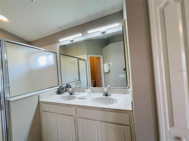 1822 RAVEN GLEN DRIVE, Ruskin, FL 33570
