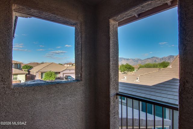 3427 W Tail Feather Drive, Marana, AZ 85658