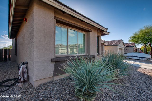 3427 W Tail Feather Drive, Marana, AZ 85658