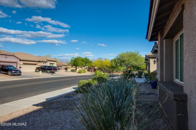 3427 W Tail Feather Drive, Marana, AZ 85658