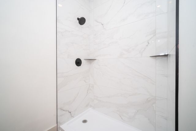 550 Cross Plains Road, Rockford, IL 61107