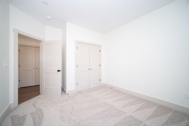 550 Cross Plains Road, Rockford, IL 61107