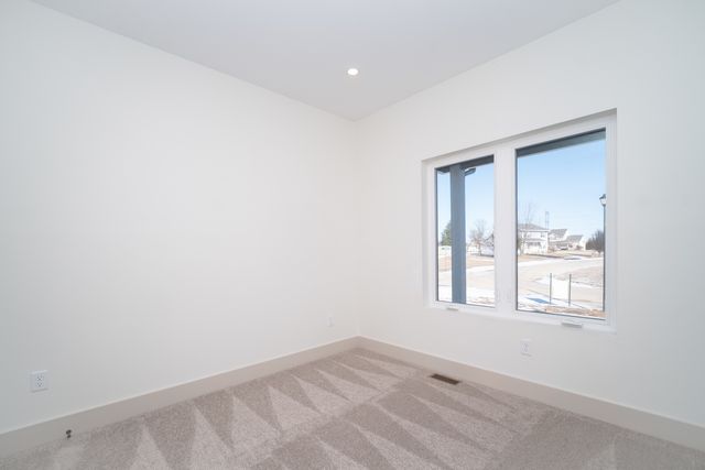 550 Cross Plains Road, Rockford, IL 61107