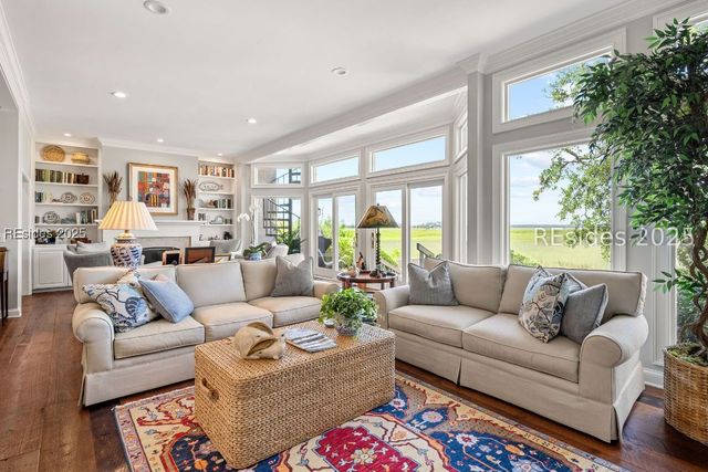 45 Oyster Landing Lane, Hilton Head Island, SC 29928