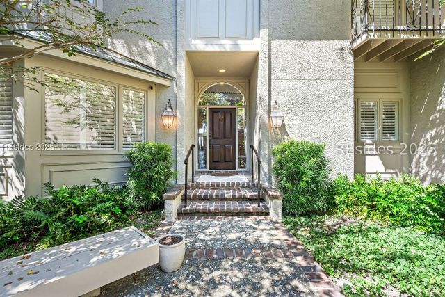 45 Oyster Landing Lane, Hilton Head Island, SC 29928