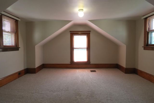 743 Ellery Avenue, Jackson City, MI 49202