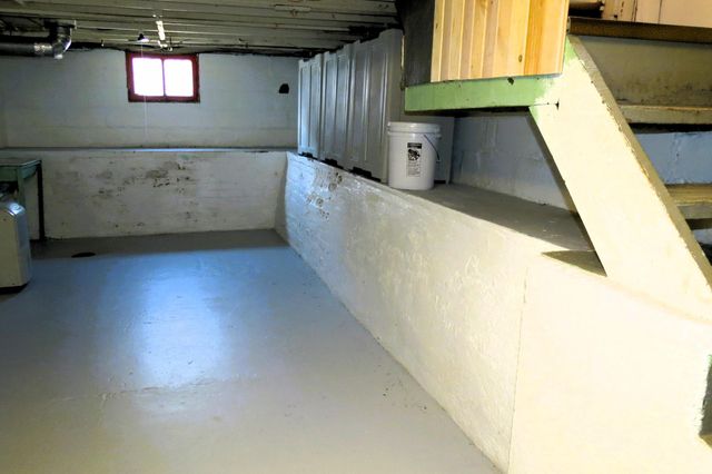 743 Ellery Avenue, Jackson City, MI 49202
