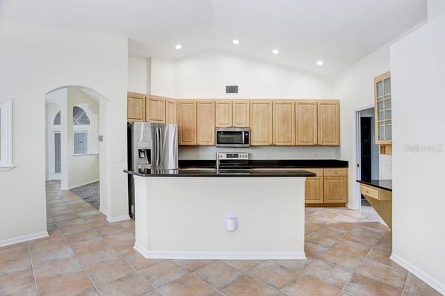 10227 QUAILS LANDING AVENUE, Tampa, FL 33647