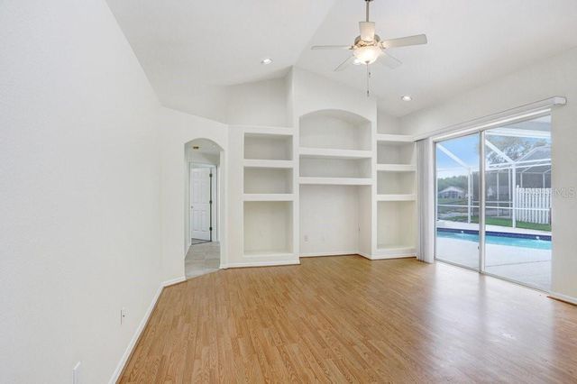 10227 QUAILS LANDING AVENUE, Tampa, FL 33647