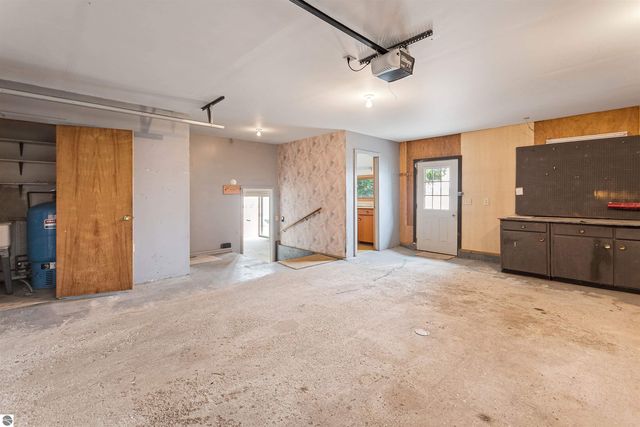 1137 Crystal Drive, Frankfort, MI 49635