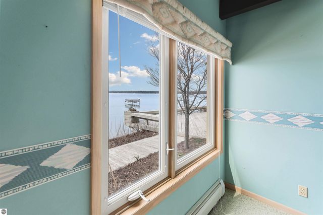 1137 Crystal Drive, Frankfort, MI 49635